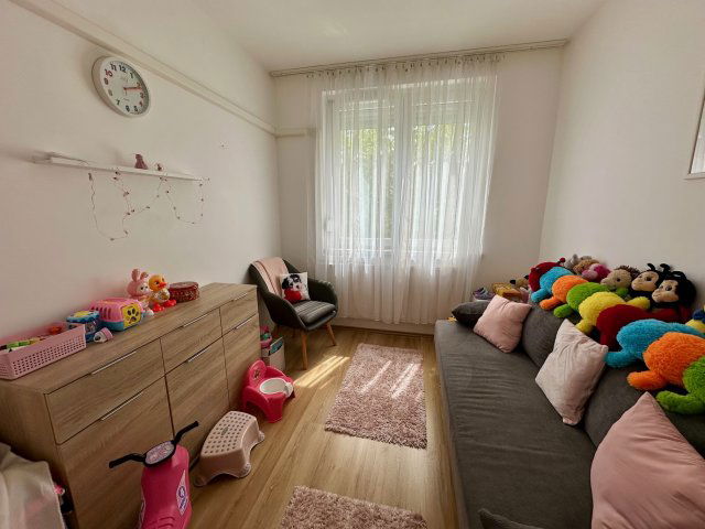 Eladó téglalakás, Debrecenben, Kassai úton 67.9 M Ft, 3 szobás