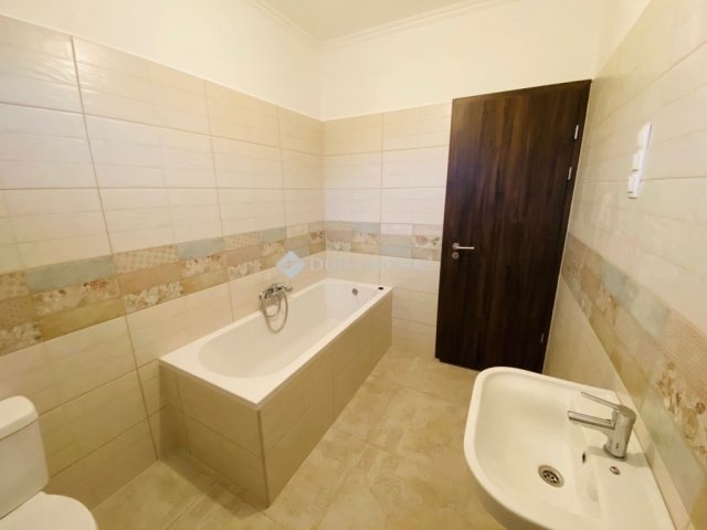 Eladó ikerház, Monoron 82 M Ft, 4 szobás / költözzbe.hu