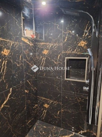 Eladó családi ház, Budapesten, XXI. kerületben 75 M Ft, 3 szobás