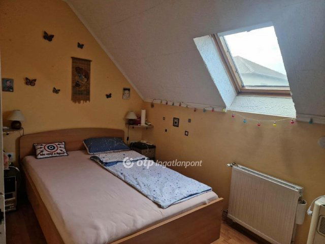 Eladó családi ház, Gyálon 169 M Ft, 5+3 szobás