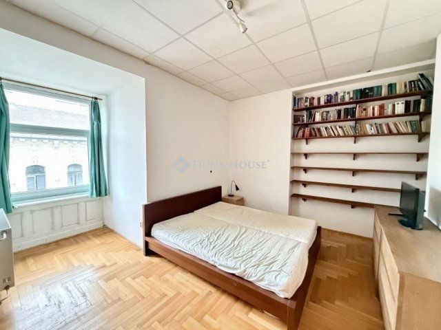 Eladó téglalakás, Budapesten, VII. kerületben 59.9 M Ft