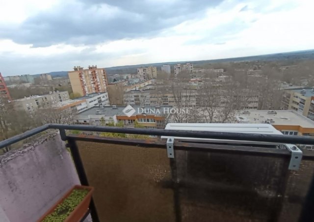 Eladó panellakás, Pécsett 39.5 M Ft, 2 szobás