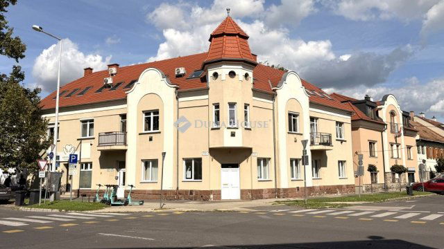 Eladó téglalakás, Győrött, Bartók Béla úton 49.5 M Ft