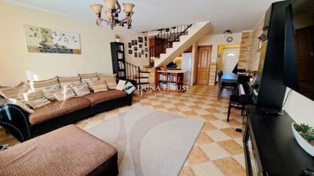 Eladó téglalakás, Maglódon 95 M Ft, 4 szobás