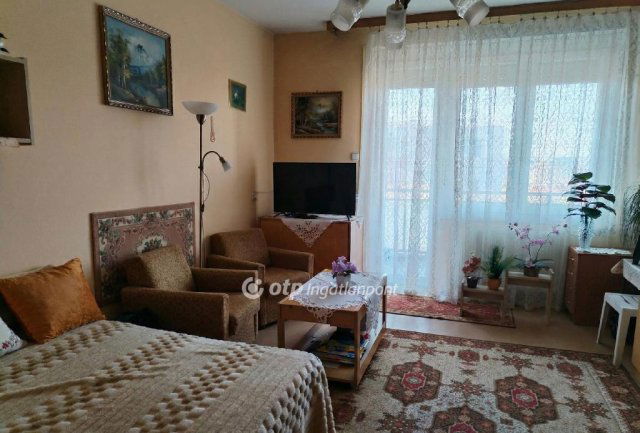 Eladó téglalakás, Budapesten, XIV. kerületben 62.99 M Ft