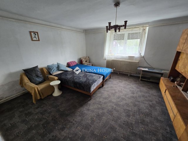 Eladó családi ház, Sárosdon 19.5 M Ft, 3 szobás