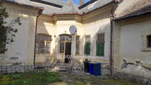 Eladó családi ház, Sajópüspökin 12.2 M Ft, 4+1 szobás