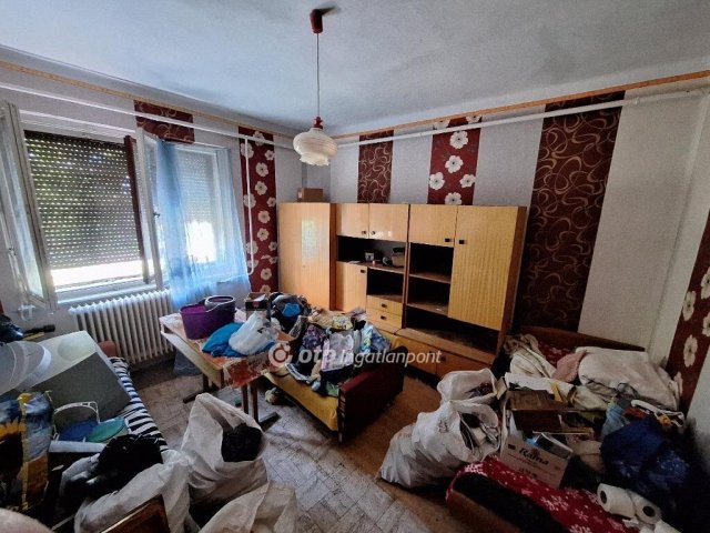 Eladó családi ház, Tiszaörsön 10.99 M Ft, 3 szobás