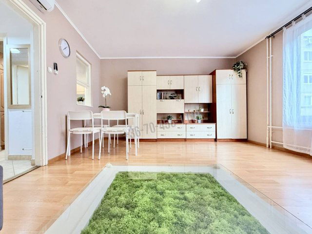 Eladó téglalakás, Budapesten, IX. kerületben 56.9 M Ft, 1 szobás