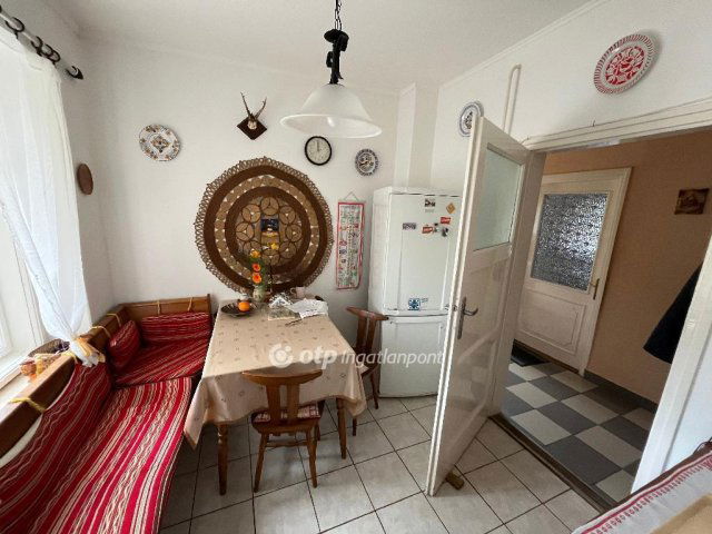 Eladó családi ház, Pásztón 36.5 M Ft, 2+1 szobás