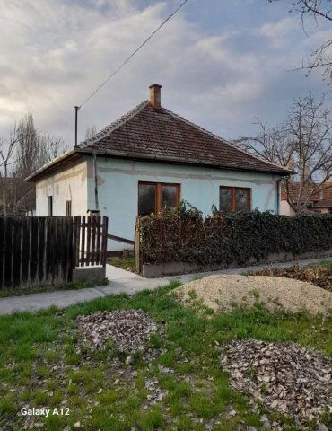 Eladó családi ház, Szeghalmon 11.9 M Ft, 2 szobás