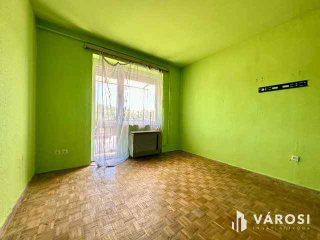 Eladó téglalakás, Salgótarjánban 11.5 M Ft, 1 szobás