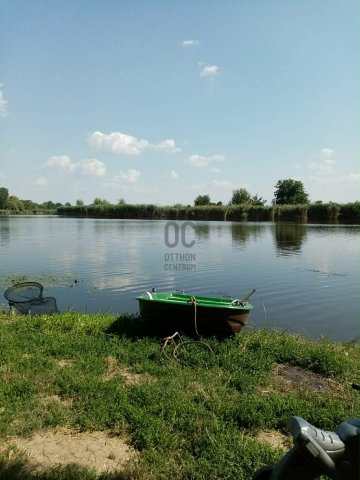 Eladó nyaraló, Tiszapüspökin 11.5 M Ft, 3 szobás