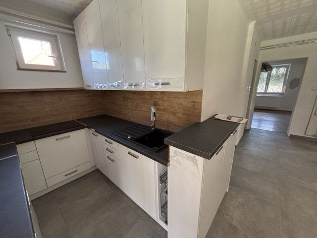 Eladó családi ház, Polgáron 32 M Ft, 3 szobás