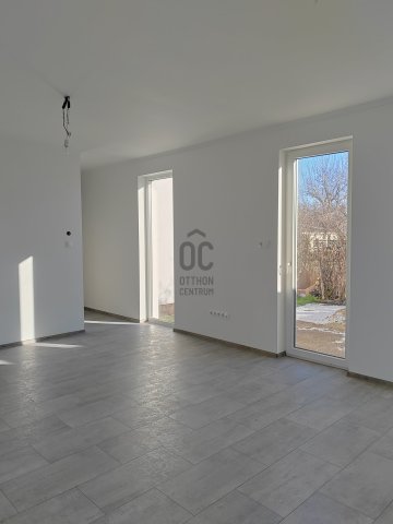 Eladó családi ház, Kiskunlacházán 63.9 M Ft, 3 szobás