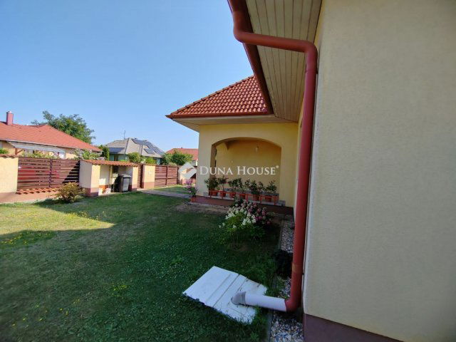 Eladó családi ház, Szombathelyen, Fenyő utcában 124.9 M Ft