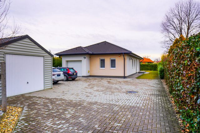 Eladó családi ház, Alsónémediben 149.4 M Ft, 4 szobás