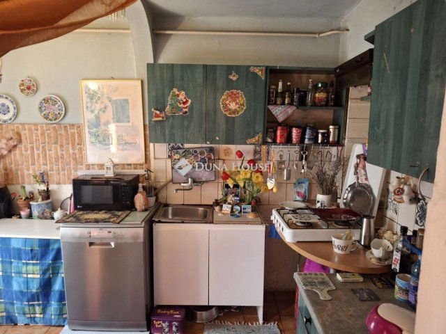 Eladó családi ház, Tatabányán, Kinizsi Pál utcában 41.8 M Ft