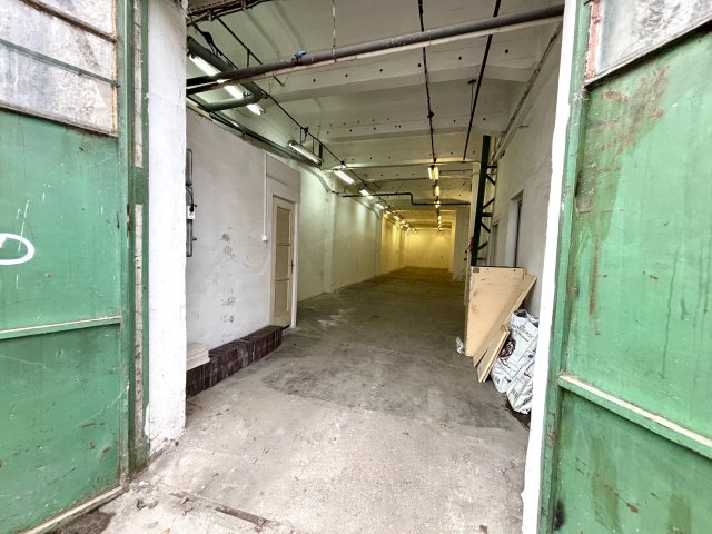 Eladó ipari ingatlan, Budapesten, IX. kerületben 54.5 M Ft