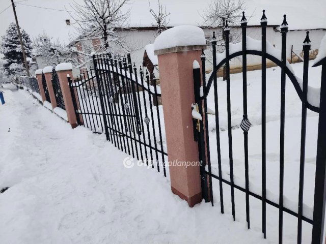 Eladó családi ház, Kölcsén 12.9 M Ft, 1+2 szobás