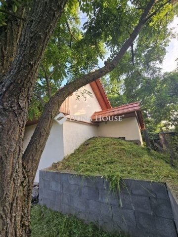 Eladó nyaraló, Pécsett 15 M Ft, 2 szobás / költözzbe.hu