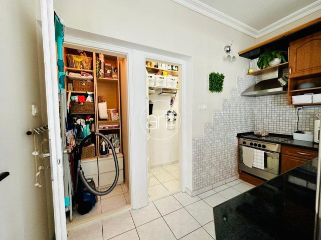 Eladó családi ház, Csongrádon 79.99 M Ft, 5 szobás