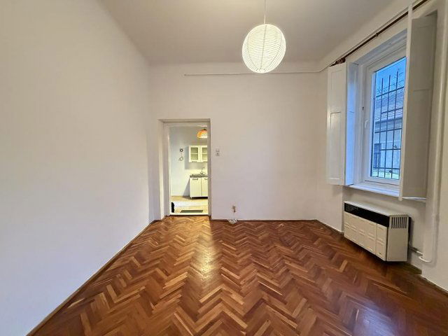 Eladó téglalakás, IV. kerületben, Berzeviczy Gergely utcában