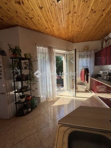 Eladó téglalakás, Budapesten, XVIII. kerületben 100 M Ft