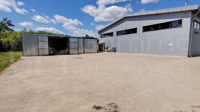 Kiadó ipari ingatlan, Szikszón 1200 E Ft / hó