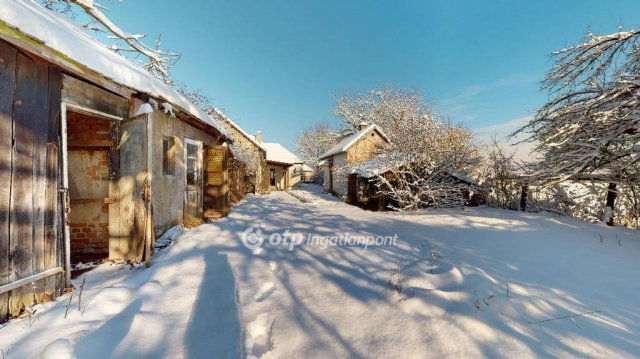 Eladó családi ház, Sajóvelezden 22 M Ft, 3 szobás