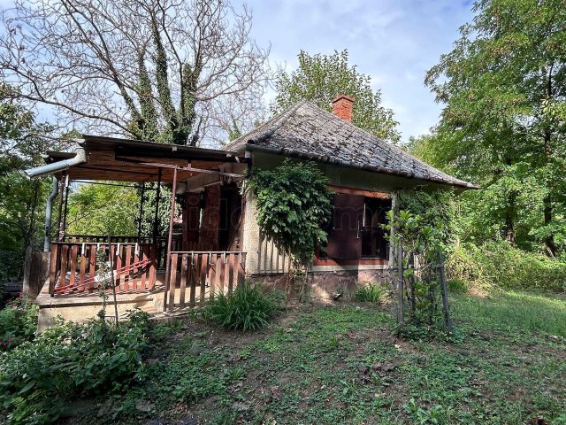 Eladó nyaraló, Gelsén 5.9 M Ft, 2 szobás / költözzbe.hu