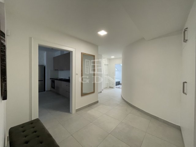 Kiadó téglalakás, albérlet, Székesfehérvárott 390 E Ft / hó