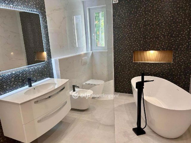 Eladó ikerház, Törökbálinton 173.5 M Ft, 4 szobás