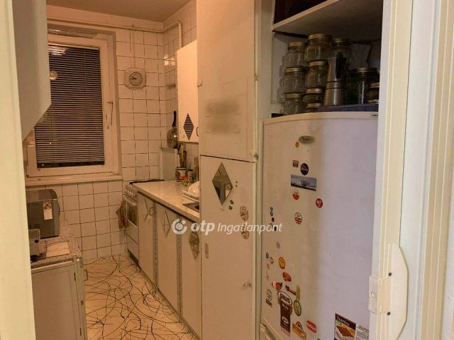 Eladó panellakás, Budapesten, III. kerületben 68 M Ft, 1+1 szobás