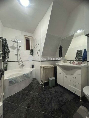 Eladó családi ház, Vecsésen 69.9 M Ft, 2 szobás