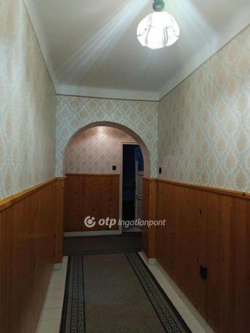 Eladó családi ház, Debrecenben 130 M Ft, 5 szobás