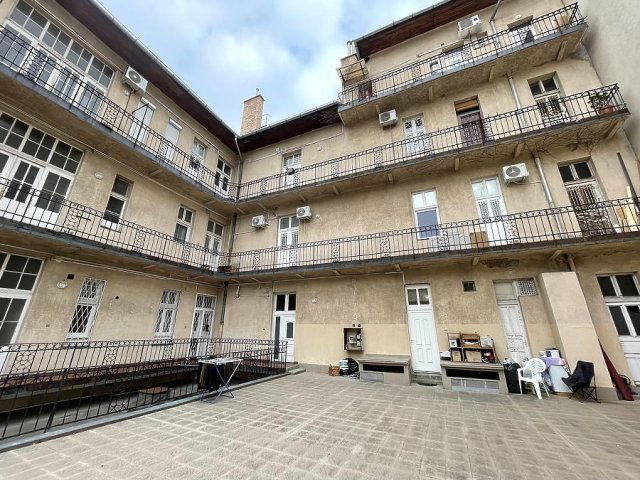 Eladó téglalakás, Budapesten, VIII. kerületben 48.9 M Ft