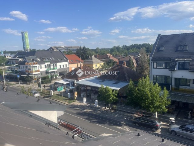 Eladó téglalakás, Sárváron 54 M Ft, 2 szobás