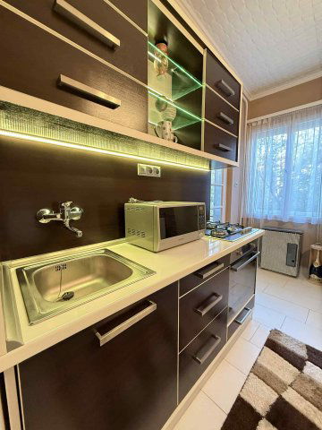 Eladó panellakás, Pécsett, Madách Imre utcában 52 M Ft