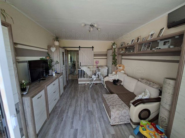 Eladó panellakás, Kaposváron 41 M Ft, 2+1 szobás