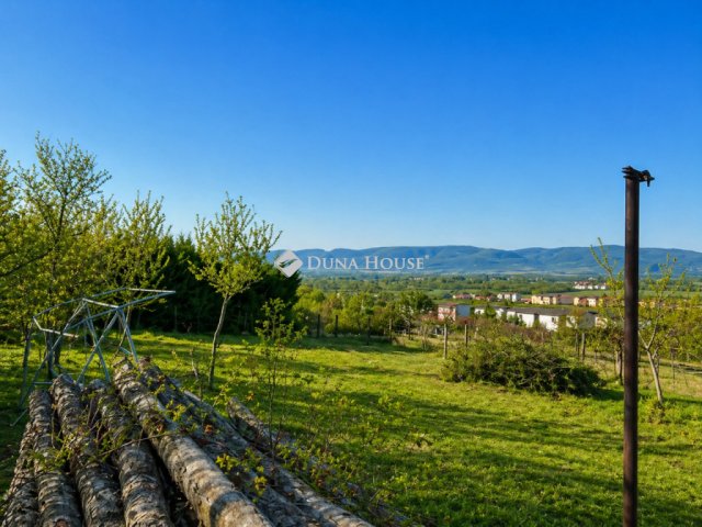 Eladó telek, Vácon, Présház utcában 49 M Ft
