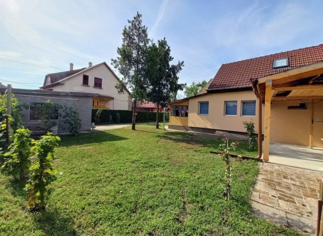 Eladó családi ház, Budapesten, XVIII. kerületben 132.9 M Ft