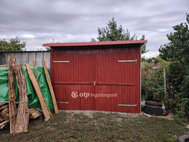 Eladó családi ház, Derekegyházán 16 M Ft, 3+1 szobás