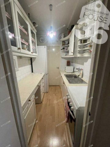 Eladó téglalakás, Kecskeméten 48.9 M Ft, 3 szobás