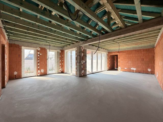 Eladó családi ház, Fóton 189.9 M Ft, 4 szobás