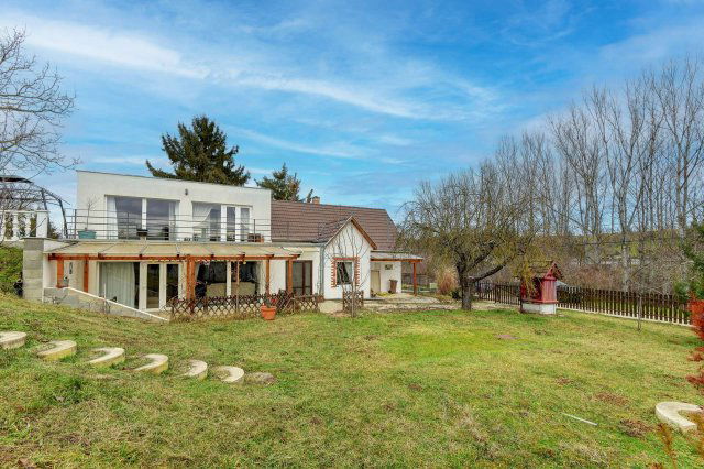 Eladó családi ház, Nagyberényen 69.9 M Ft, 5 szobás