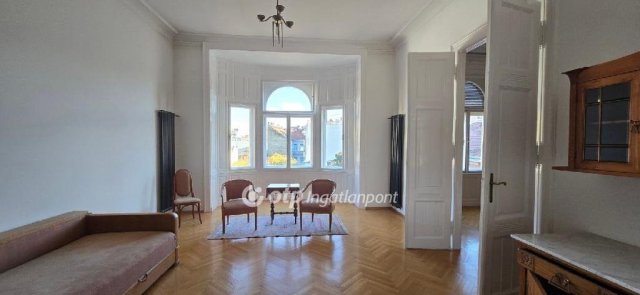 Eladó téglalakás, Budapesten, VI. kerületben 109.9 M Ft