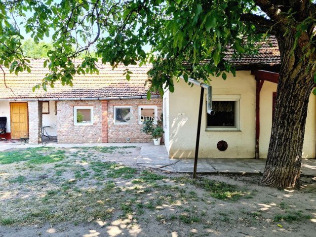Eladó családi ház, Újkígyóson 21.9 M Ft, 2+1 szobás