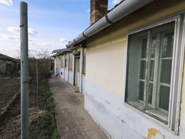 Eladó családi ház, Pitvaroson 4.5 M Ft, 3 szobás