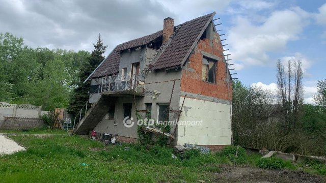 Eladó családi ház, Ráckevén 24.99 M Ft, 2 szobás